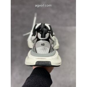 balenciaga秋冬人気が爆発 洗練された雰囲気 限定品コピー 通販ブーツ..