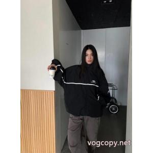 コピー ブランドBALENCIAGAコート今年流行 男女共用 日本未入荷