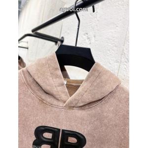 balenciaga雑誌掲載モデル!! 即発送可 秋冬の新作パーカーブランド レプリカ