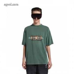 バレンシアガ2026即旬な装いに 今季話題の一級品 選べる極上偽物 ブランド半袖Tシャツ