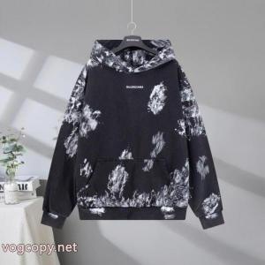 HOT新作 最安国内発送 高級感のあるBALENCIAGA偽物 ブランドパーカー
