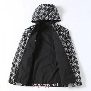 優しい印象 超希少商品 大人ぽっく魅せるBALENCIAGAコピー 商品 ブランドジャケット
