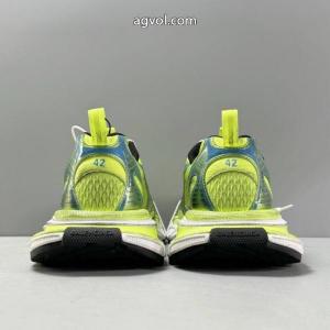 balenciaga    スニーカー国内完売 国内入手困難 秋冬コーデと相性がいいブランド 偽物 激安 通販.