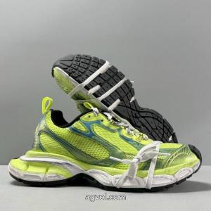 balenciaga    スニーカー国内完売 国内入手困難 秋冬コーデと相性がいいブランド 偽物 激安 通販.