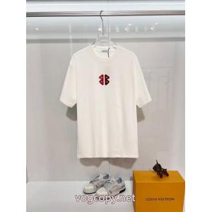 コピー ブランド 優良最新 話題沸騰中 新作限定上品な 魅力的なポイントバレンシアガTシャツ