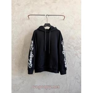コピー 品 販売パーカーBALENCIAGAポップ 今季トレンド新作はこれ 大絶賛の履き心地!