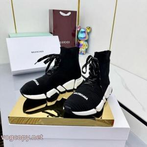 ブランド コピー 品BALENCIAGAスニーカー万能アイテム 著名人も愛用した 毎年大人気商品