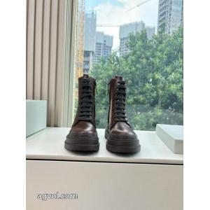 balenciagaブランド コピー バック靴 ブーツ定番人気 魅力たっぷり逸品 履き心地抜群.