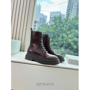 balenciagaブランド コピー バック靴 ブーツ定番人気 魅力たっぷり逸品 履き心地抜群.