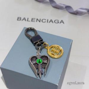 大特価2026 限定セール高品質 お洒落自在  偽 ブランド 販売    アクセサリーバレンシアガ.