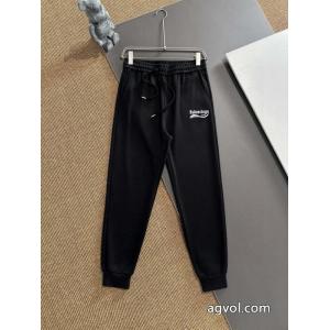 秋冬新商品 新シーズン  肌寒い季節に欠かせないセットブランド レプリカbalenciaga