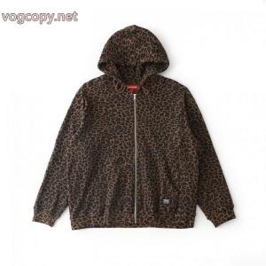 BALENCIAGAパーカー雑誌登載商品 2026冬に意外と人気な新作 海外限定!スーパー コピー 販売