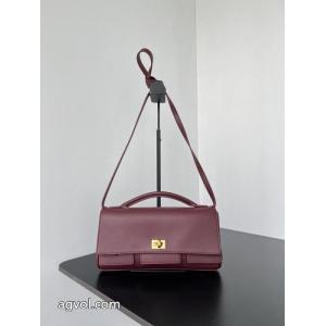     バッグ秋冬物先行発売  安心の追跡案内 驚きの再入荷balenciagaブランド スーパー コピー.