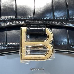 好評につき継続中 激安大低価 冬に向けて気になるbalenciagaコピー 商品 販売    バッグ.
