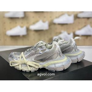 大注目 ギフトＯＫ 大人気アイテムブランド 偽物balenciagaスニーカー.