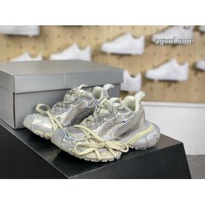 大注目 ギフトＯＫ 大人気アイテムブランド 偽物balenciagaスニーカー.