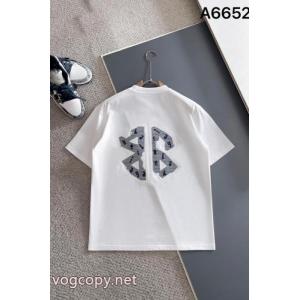 ブランド コピー 販売 BALENCIAGA半袖Tシャツ2026新作新品 大人気最新作 完売再入荷  