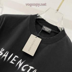BALENCIAGA半袖Tシャツ防寒性に優れた 優しい印象 先行予約販売スーパー コピー 販売