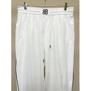 ブランドスタイルが継続的に人気 26ss春夏新作　VIPSALE 激レアアイテムbalenciagaジーパンスーパー コピー 販売..