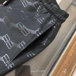     スラックスbalenciaga国内発機能的 驚きの破格値大人気 完売前にスーパー コピー 通販 優良.