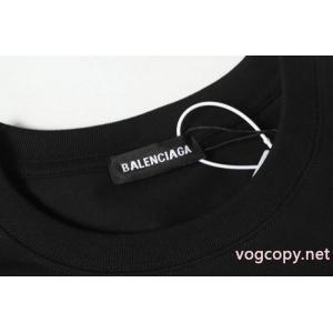 半袖TシャツBALENCIAGAコピー ブランド 販売大注目 大人気新作 カッコカワイイ