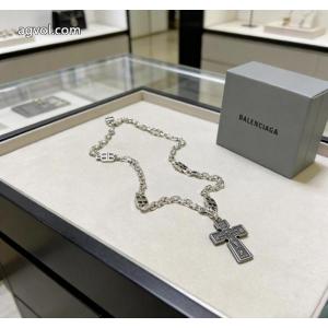 超人気モデル入荷 ブティックVIP価格 シック偽物 ブランド ショップbalenciagaネックレス