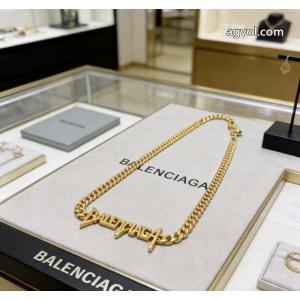 大容量 数量限定奇跡の入荷 2026大人気アイテム偽 ブランドネックレスbalenciaga