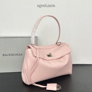 季節先取り♪ 手頃価格でオシャレ クール印象バレンシアガ通販 ブランド    バッグ.
