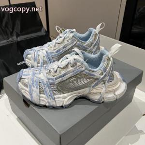 新作表情変わる 多様多彩 最高品質    バレンシアガブランド コピー 着払い..