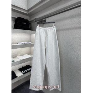 バレンシアガ新作いきなり値下げ！ 海外先行発売！ 爆買い定番人気コピー 品 ブランド    ..