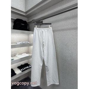 バレンシアガ新作いきなり値下げ！ 海外先行発売！ 爆買い定番人気コピー 品 ブランド    ..