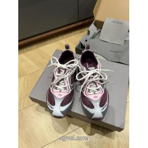 ブランドスーパーコピー2026人気定番 大人気コラボ商品 最新アイテム    balenciaga..
