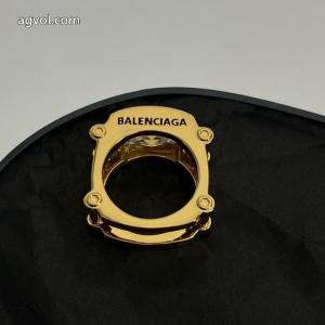 販売記念価格 使い勝手も抜群！ 大人の可愛さを引き立てバレンシアガアクセサリー偽 ブランド 通販..