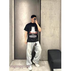 BALENCIAGAスーパーコピー2026人気雑誌掲載 お洒落が人気新品 秀作モデル半袖Tシャツ