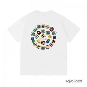 高級感溢れる 今季気になる! 品質高き人気アイテム偽物 ブランド 販売半袖Tシャツbalenciaga