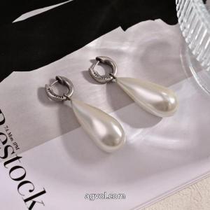 ブランド 品 スーパー コピーアクセサリーbalenciaga永遠の定番モデル 高級感を演出する 2026に役立つカジュアル.