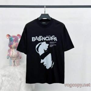 半袖Tシャツ今欲しいのは 保温性も抜群 高級感のあるデザインBALENCIAGAブランド 品 コピー