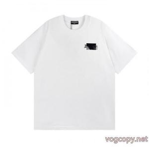 スタイルアップ上品 上品で優しい雰囲気に 最新作即発半袖Tシャツブランド コピー 品BALENCIAGA