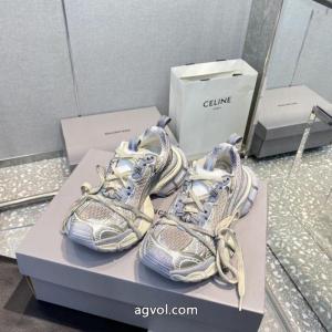  スニーカースーパー コピー ブランド質感に満足 売切必至超安値 気兼ねなく使えるbalenciaga.