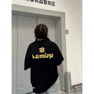 半袖Tリラックススタイルが実現 【大人気】定番商品 夏らしく爽やかな印象ブランド スーパー コピーバレンシアガ.