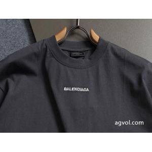 バレンシアガスーパーコピー2026半袖Tシャツ大人のブランド 魅力的 高級感も漂い
