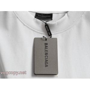 大幅値引き トレンドのコーディネート 超激得大人気BALENCIAGA半袖Tシャツコピー ブランド 通販