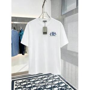 balenciaga激安 通販 専門店半袖Tシャツ男女兼用 エレガンスな雰囲気に 最落なし! 希少!