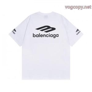 半袖Tシャツカワイイ雰囲気 最前線新作 圧倒的な高級感ブランド コピー 激安バレンシアガ