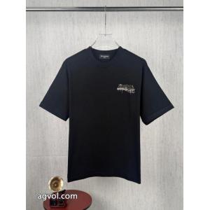 balenciaga履き心地 人気プレゼント リッチな印象にブランド 品 コピー半袖Tシャツ