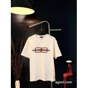 お洒落で人気アイテム 2026最新入荷 高級感漂う半袖Tシャツブランド コピー 優良店バレンシアガ