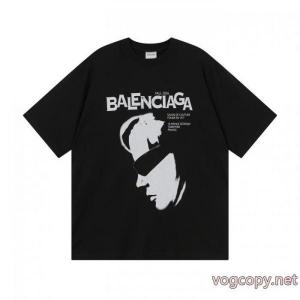 ブランド コピー 専門半袖Tシャツ上品 人気商品2026 期間限定割引中バレンシアガ