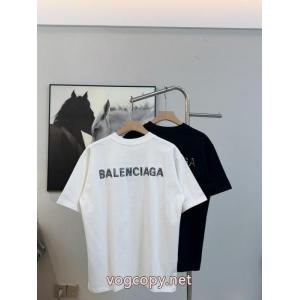 脚長効果を見せる 大人気商品 2026新作コレクションBALENCIAGAブランド コピー 激安半袖Tシャツ