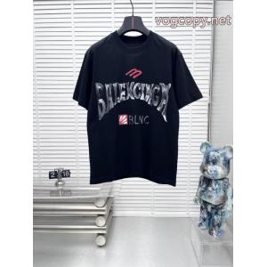 偽物 ブランド ショップBALENCIAGA高級感漂う 今GETしたい 雰囲気が違う半袖Tシャツ