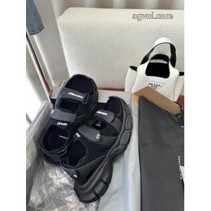 balenciagaサンダルスーパー コピー 通販新作限定大人で素敵 品質保証高品質 期間限定SALE.